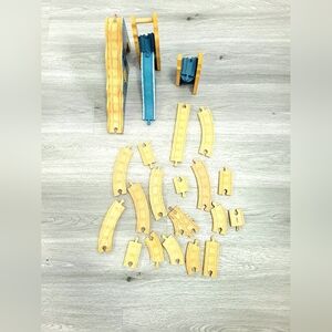 Tomy Wooden Track Pieces/accessories